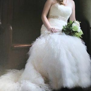 Wedding dress